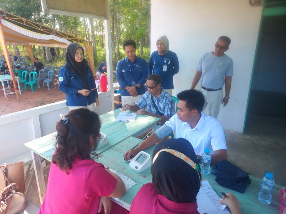 Langkah Kecil, Arti Besar, PT ICA Gelar Layanan Kesehatan Gratis ke Dusun Beganjing, Bukan Sekadar Obat, Tapi Perhatian yang Menyembuhkan